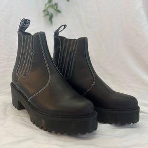 Dr. Martens Rometty Women’s Leather Chelsea Boots